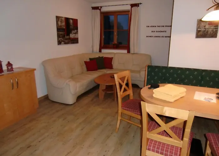 Tischlergut 레오강