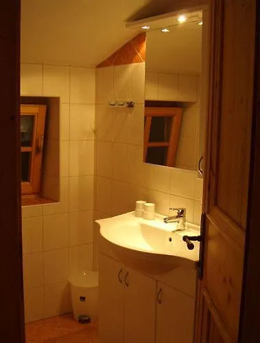 Tischlergut 레오강